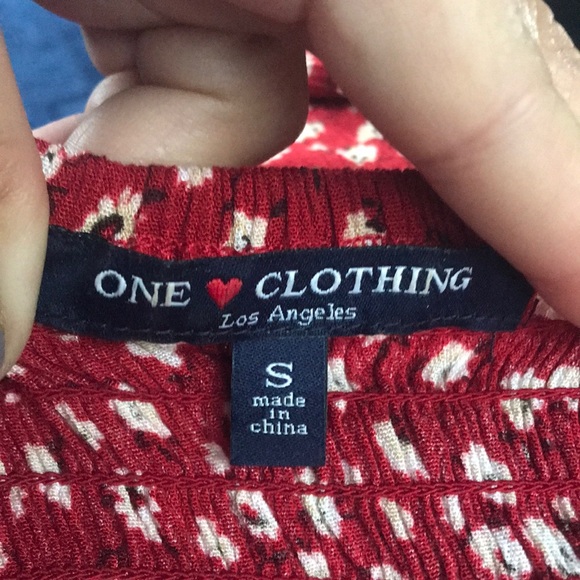 Brand is One Clothing from Los Angeles. Blouse Red Size Small - Picture 3 of 4